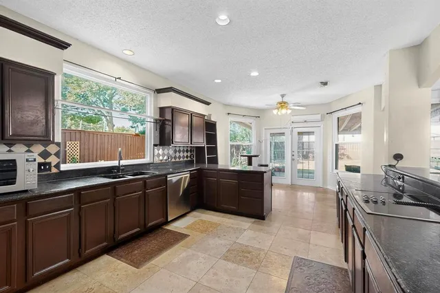 $649,500 | 2221 Everglade Court, Carrollton, TX 75006