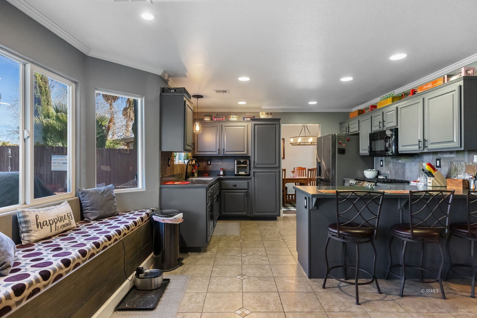 1208 Rebecca Avenue Ridgecrest, CA 93555 - Photo 17 of 48 Gallery Image 17