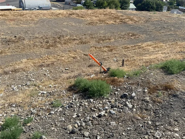 $85,000 | 301 West 6th Avenue, Odessa, WA 99159