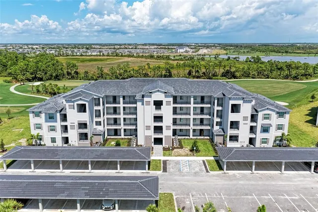 $2,000 | 12320 Wellen Golf Street, Unit 402, Venice, FL 34293