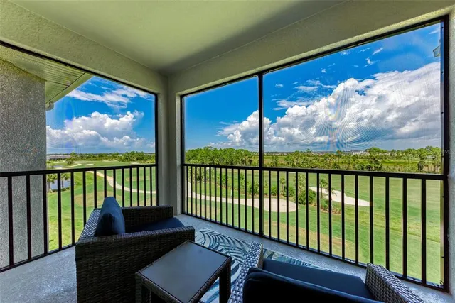 $2,000 | 12320 Wellen Golf Street, Unit 402, Venice, FL 34293