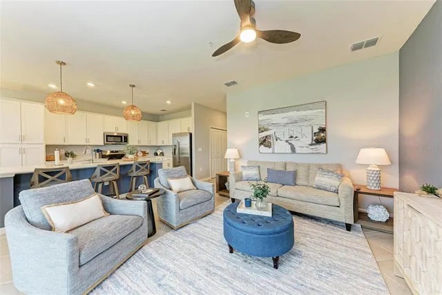 $2,000 | 12320 Wellen Golf Street, Unit 402, Venice, FL 34293