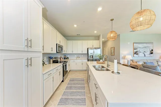 $2,000 | 12320 Wellen Golf Street, Unit 402, Venice, FL 34293