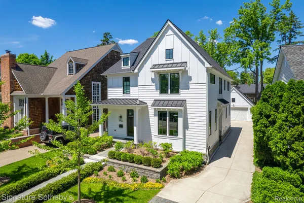 $2,199,000 | 492 Vinewood Avenue, Birmingham, MI 48009