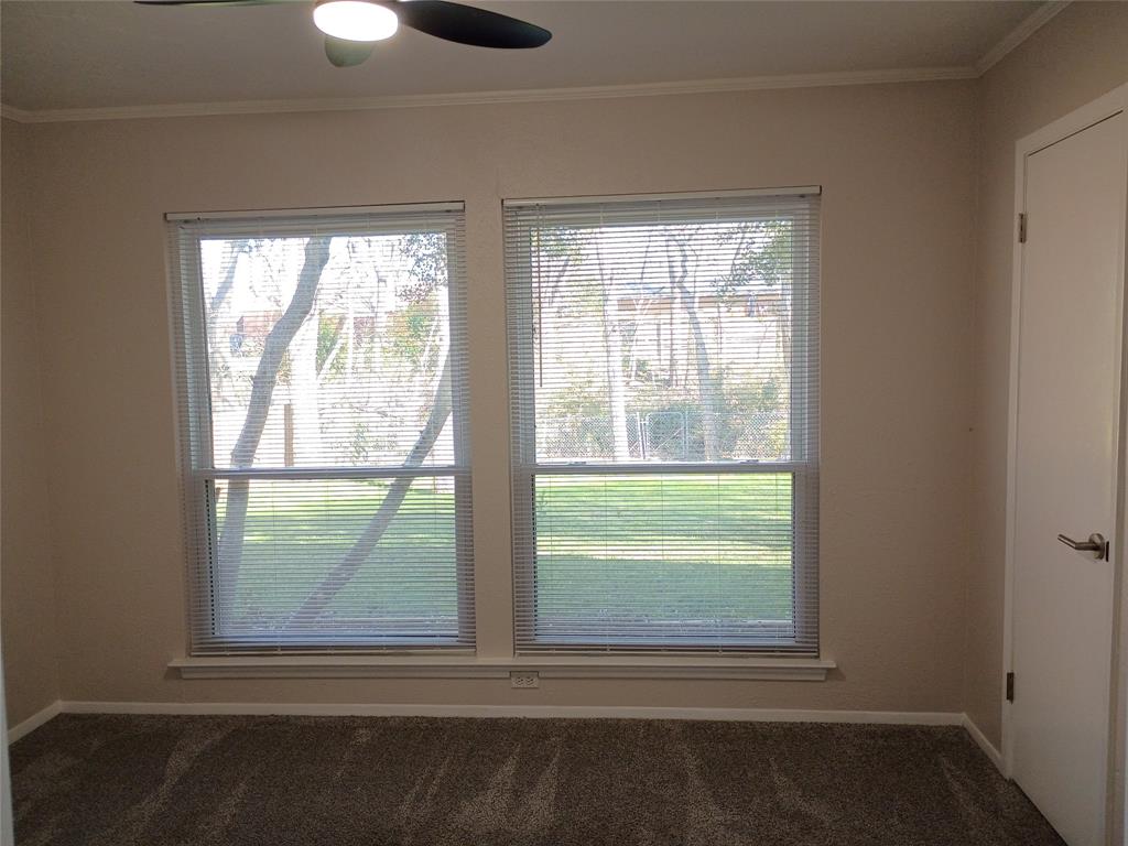 5818 Townshire Road Garland, TX 75044 - Photo 14 of 20