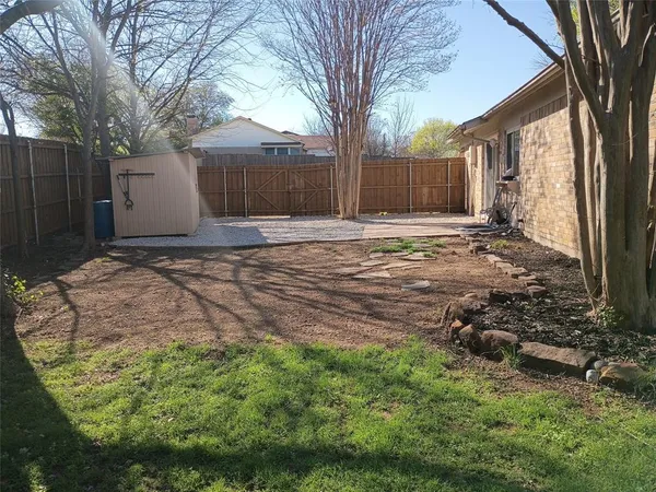 $2,495 | 5818 Townshire Road, Garland, TX 75044