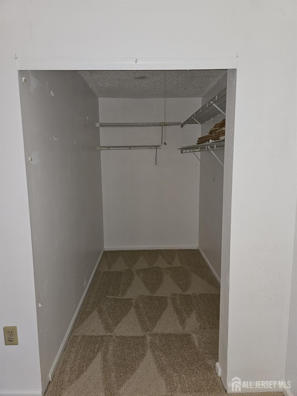 414 Edpas Road New Brunswick, NJ 08901 - Photo 9 of 11 a view of a room with an empty space