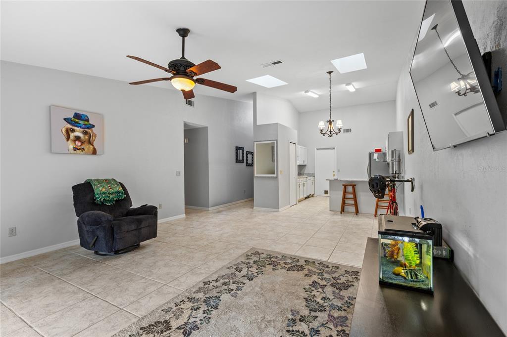 364 Northwest 48th Boulevard, Unit K Gainesville, FL 32607 - Photo 8 of 24