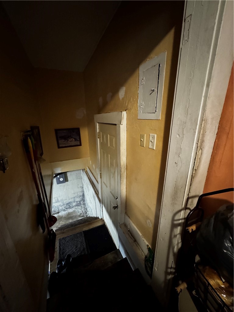 1818 North Maple Avenue Decatur, IL 62526 - Photo 10 of 15 stairs to basement