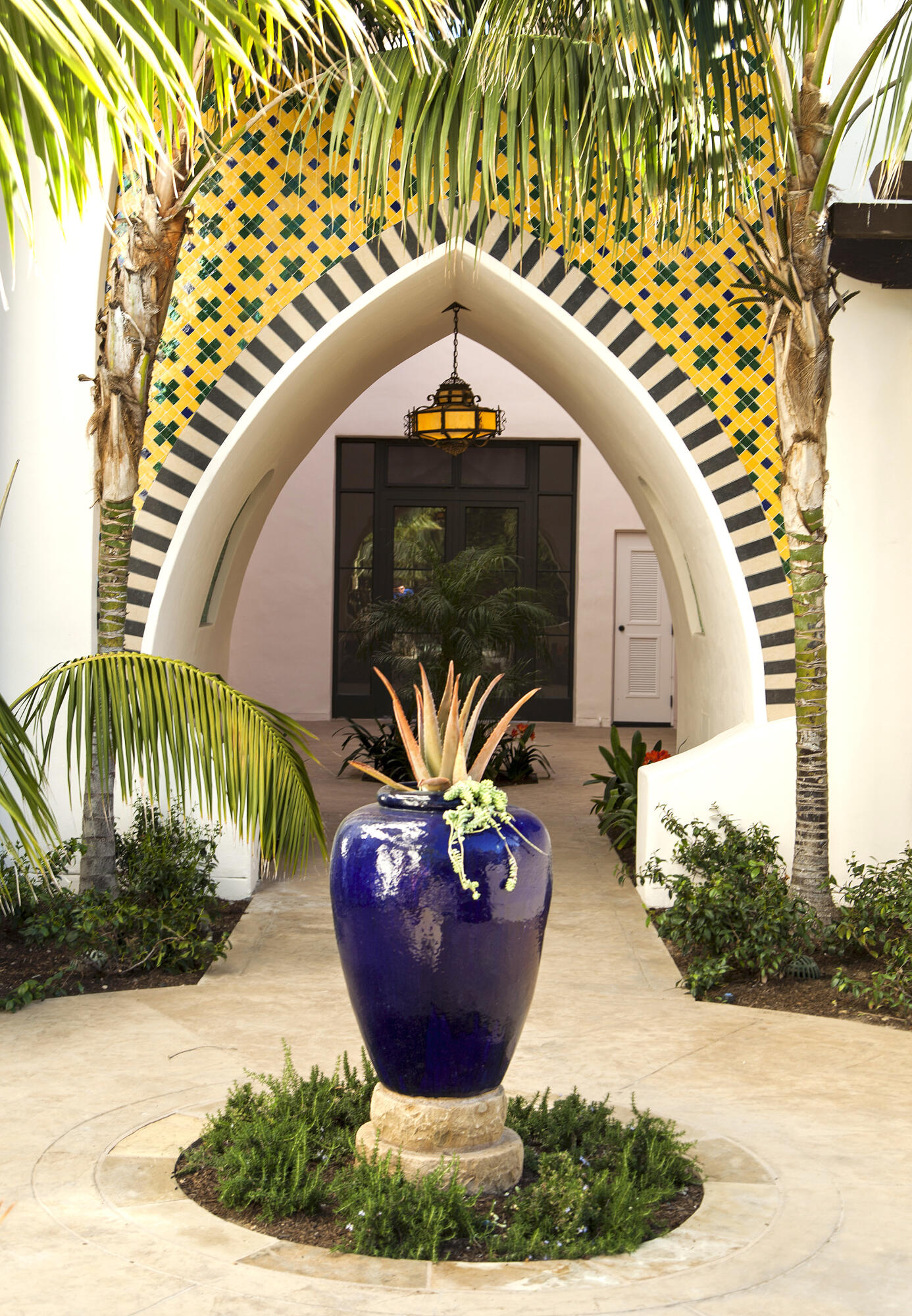 401 Chapala Street, Unit 312 Santa Barbara, CA 93101 - Photo 12 of 14 Sevilla artistry