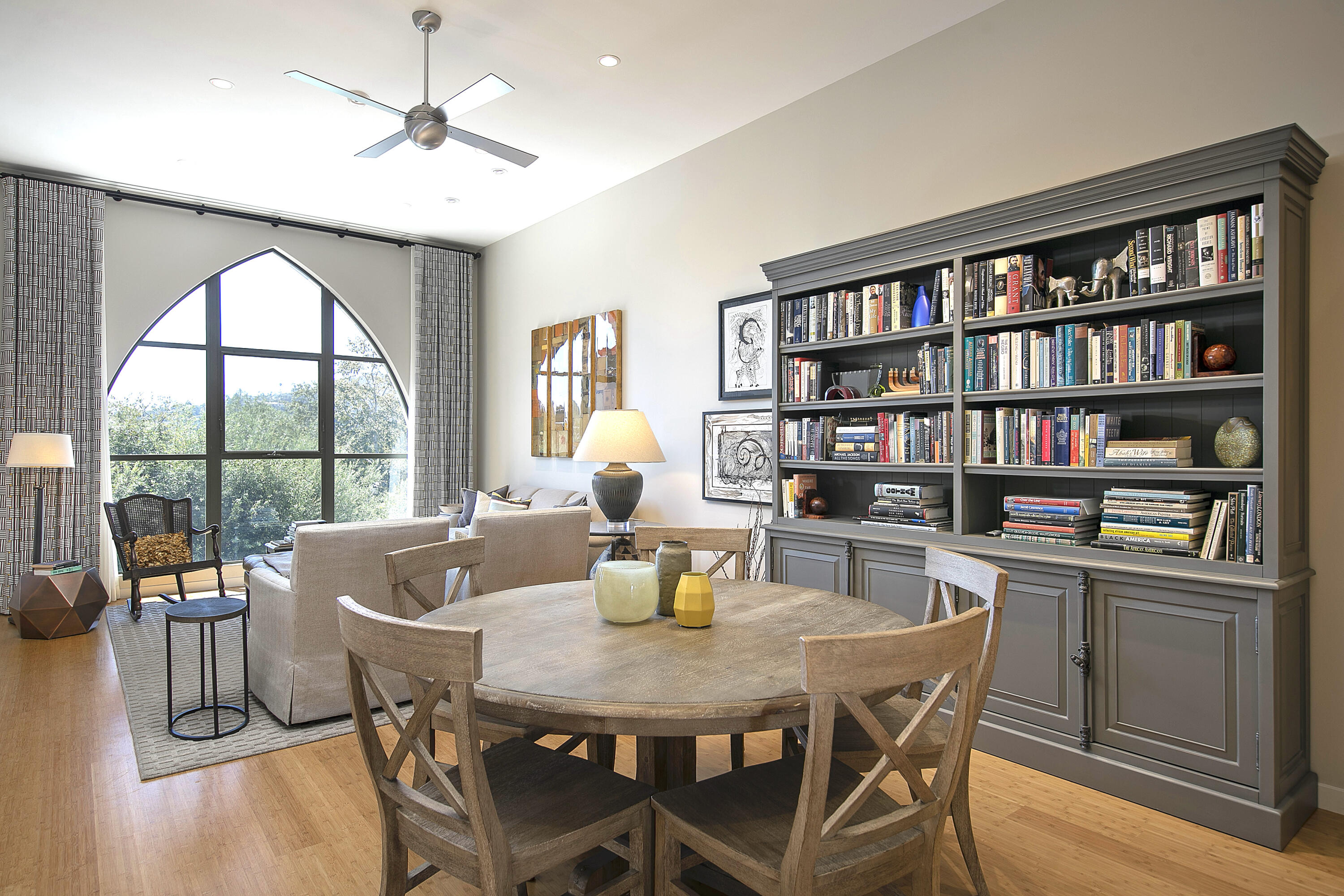 401 Chapala Street, Unit 312 Santa Barbara, CA 93101 - Photo 5 of 14 Dining area