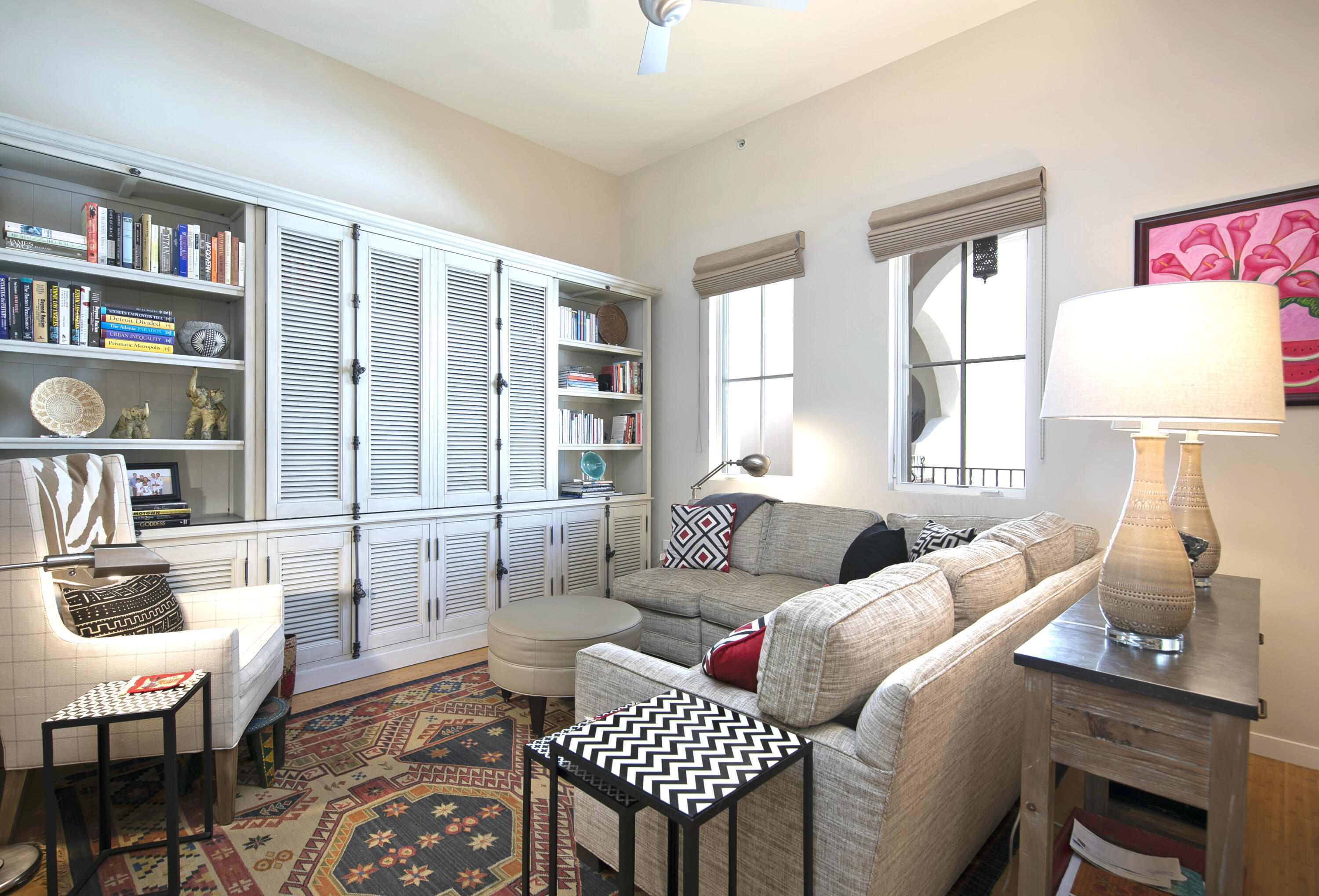 401 Chapala Street, Unit 312 Santa Barbara, CA 93101 - Photo 8 of 14 Den or office or guest room area