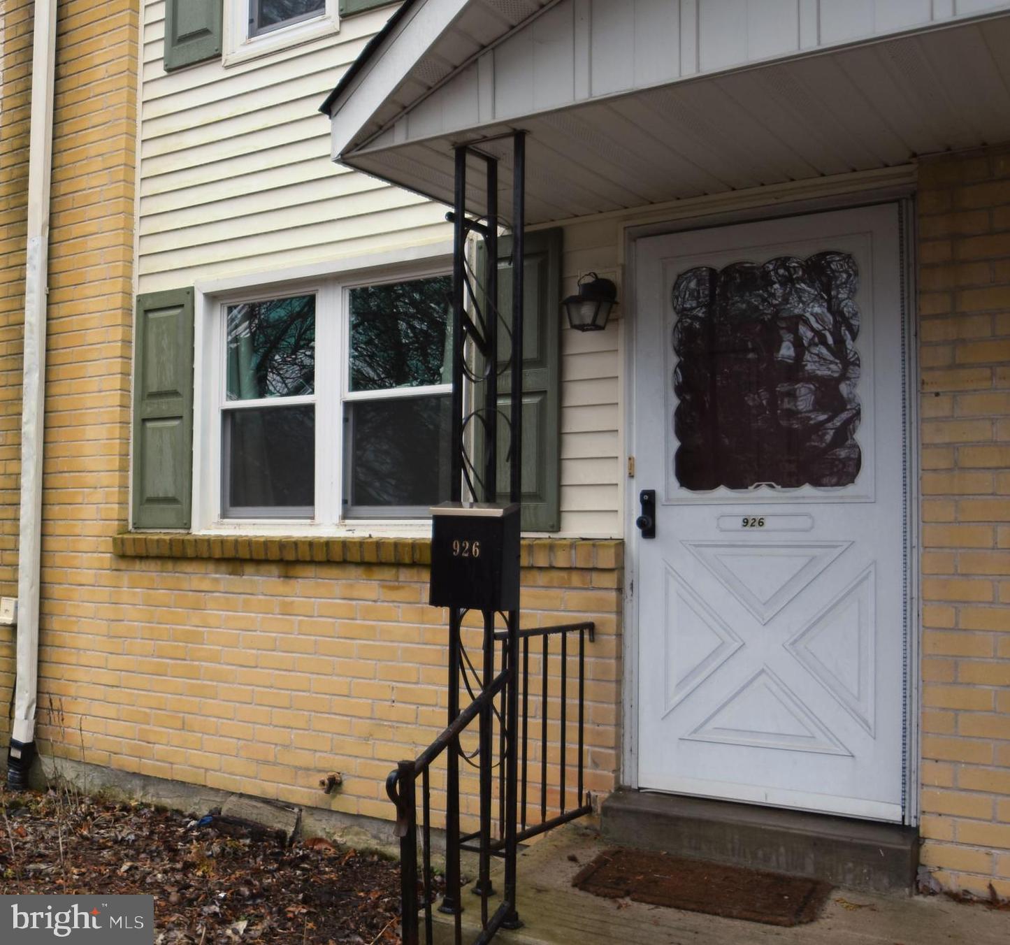 926 Andover Road Lansdale, PA 19446 - Photo 2 of 29 Gallery Image 2