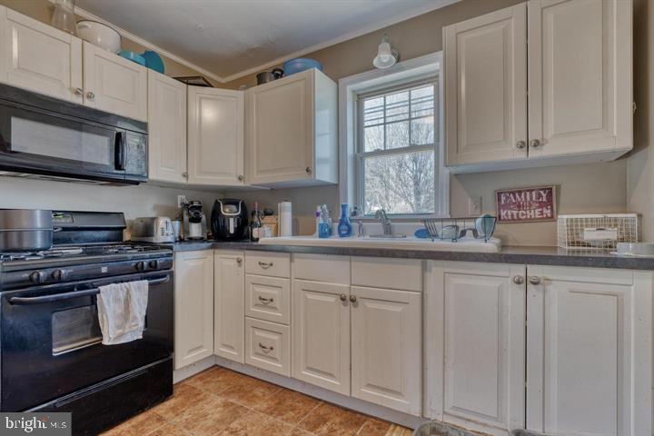 632 Old Westminster Pike Westminster, MD 21157 - Photo 5 of 17