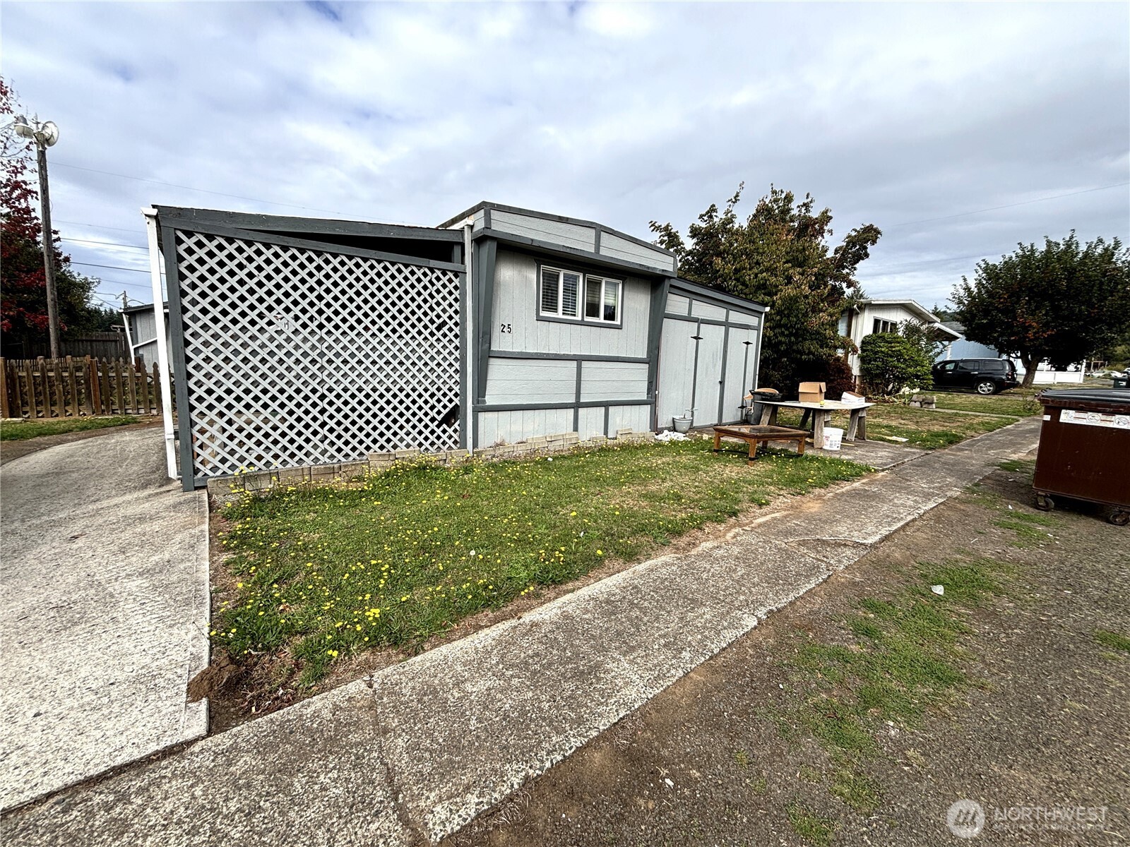 196 Jacobson Road, Unit 25 Cathlamet, WA 98612 - Photo 2 of 28 Gallery Image 2