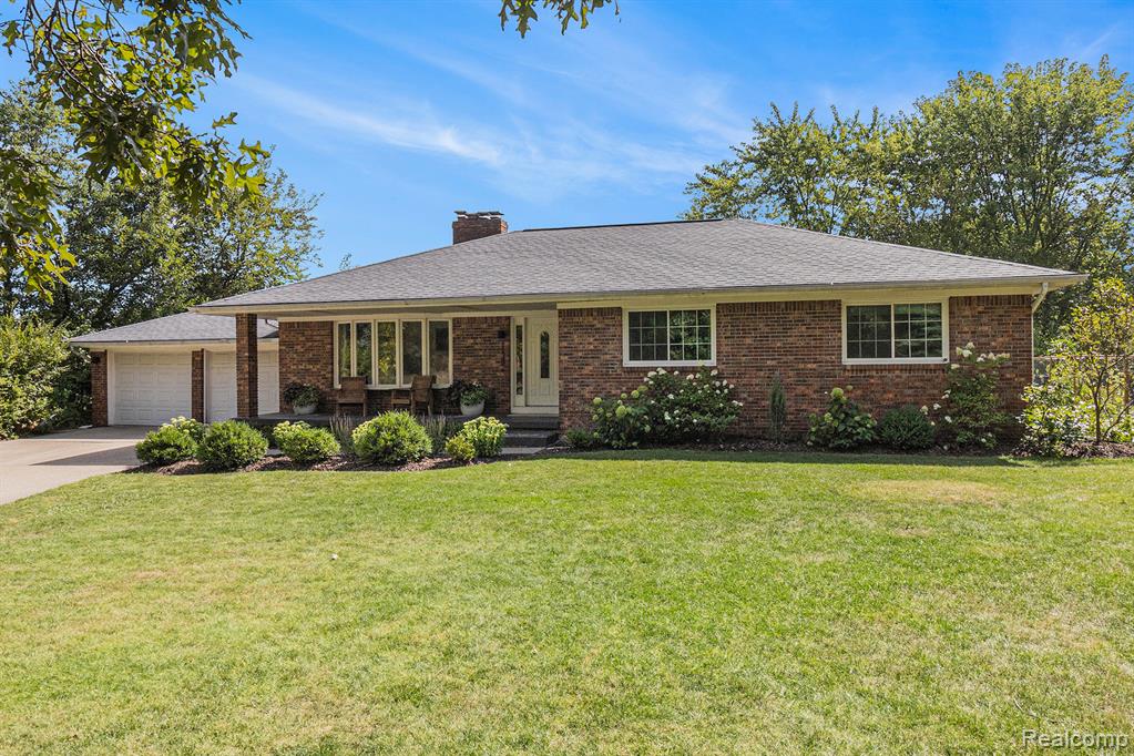 11332 Denton Hill Road Fenton, MI 48430 - Photo 6 of 43 Gallery Image 6