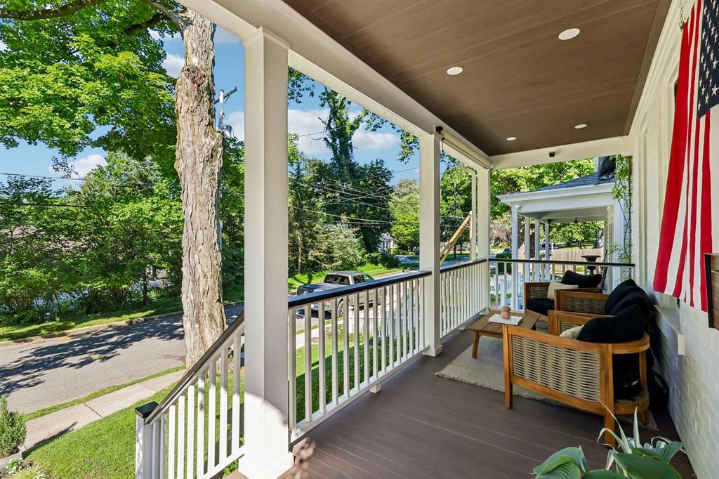 320 Woodland Road Sewickley, PA 15143 - Photo 4 of 46 Gallery Image 4