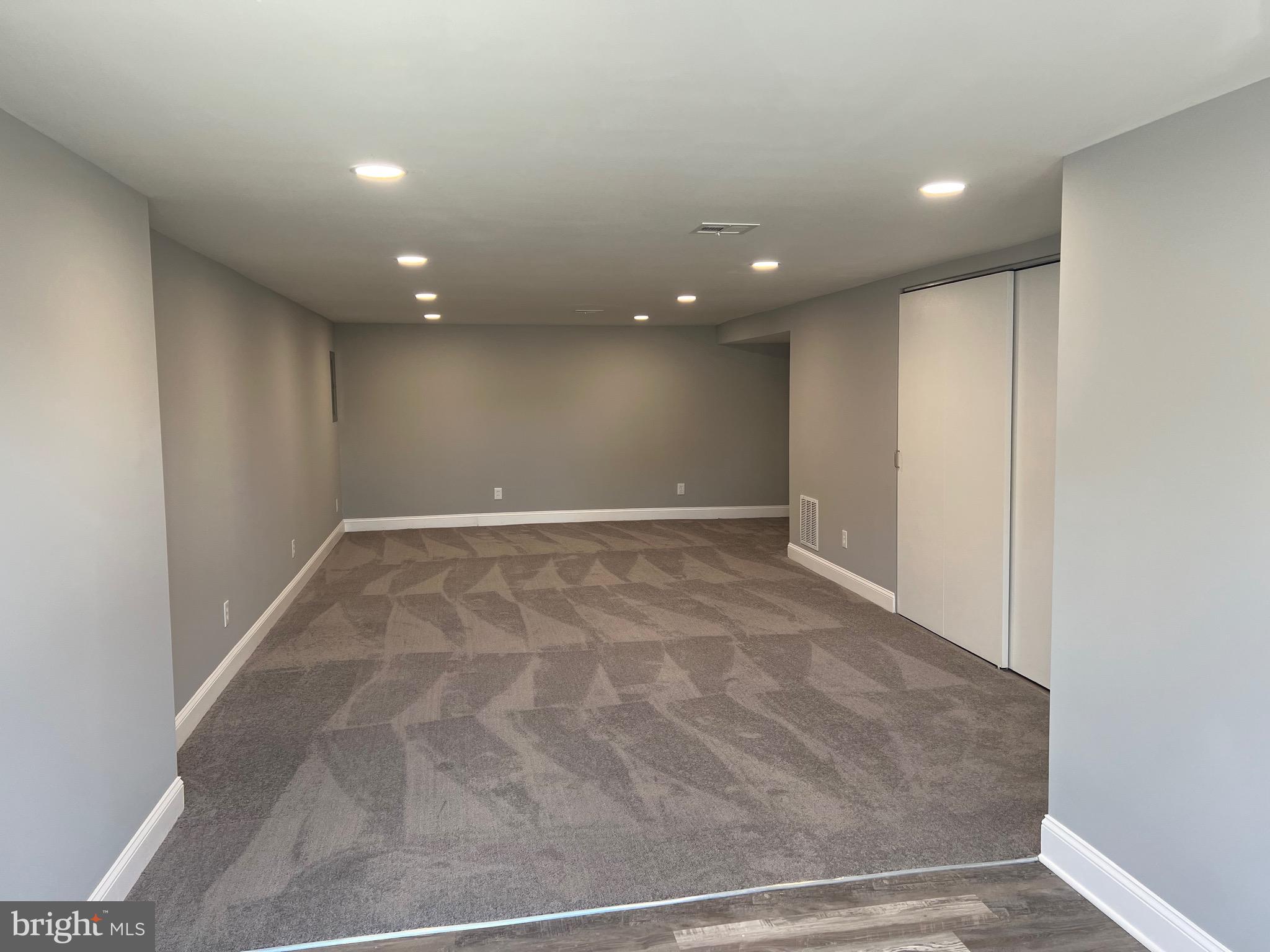 4239 Whiting Road Philadelphia, PA 19154 - Photo 11 of 18 Gallery Image 11