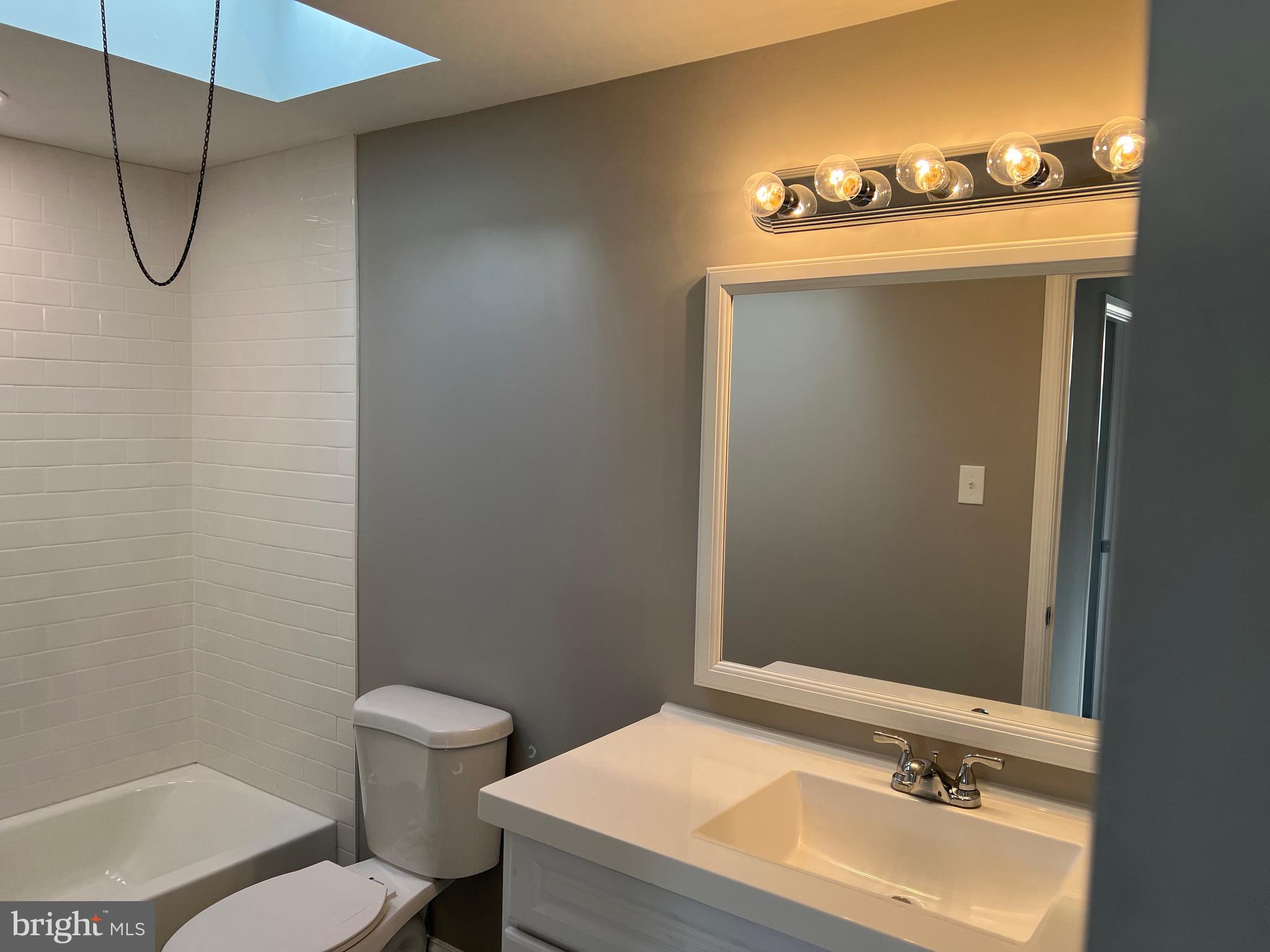 4239 Whiting Road Philadelphia, PA 19154 - Photo 13 of 18 Gallery Image 13