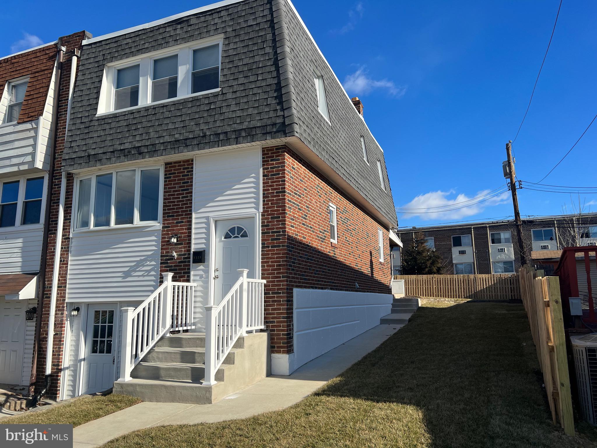 4239 Whiting Road Philadelphia, PA 19154 - Photo 2 of 18 Gallery Image 2