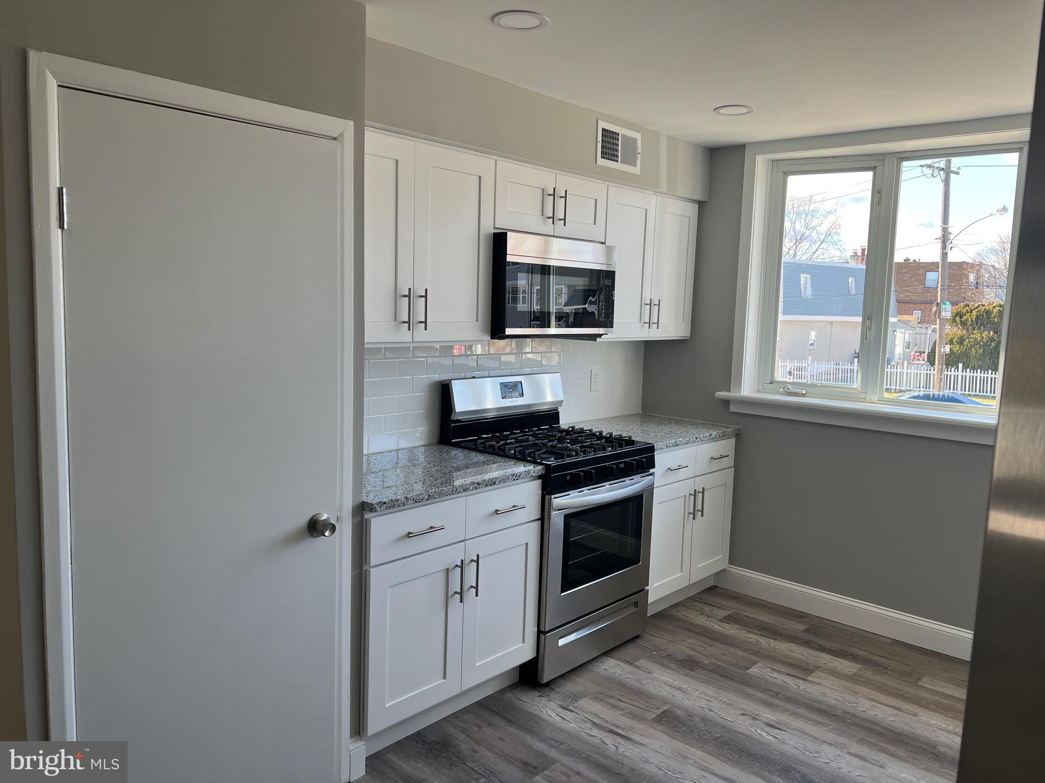 4239 Whiting Road Philadelphia, PA 19154 - Photo 5 of 18 Gallery Image 5