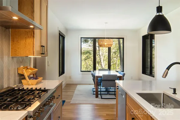 $1,990,000 | 42 Spring Cove Road, Asheville, NC 28804