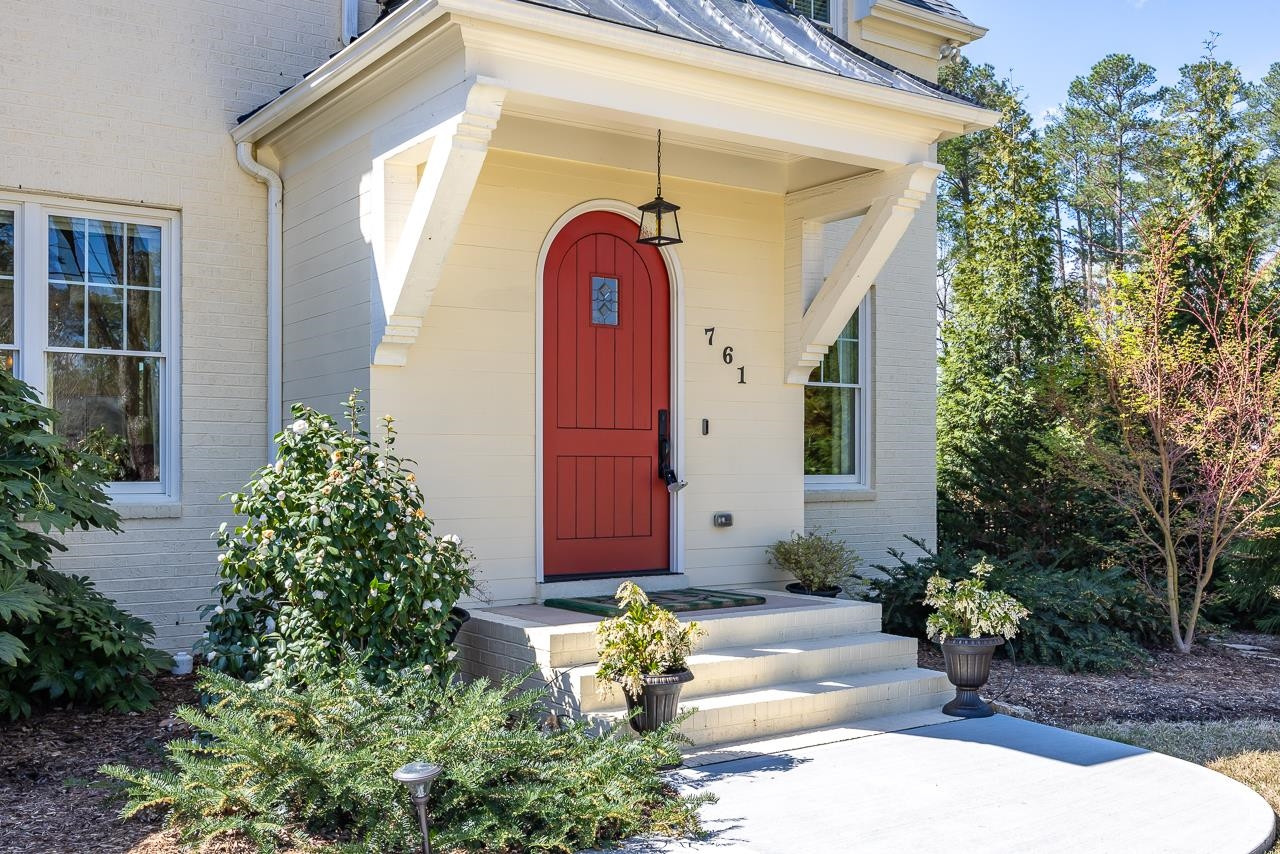 761 Manchester Drive Raleigh, NC 27609 - Photo 3 of 56 Photo 3