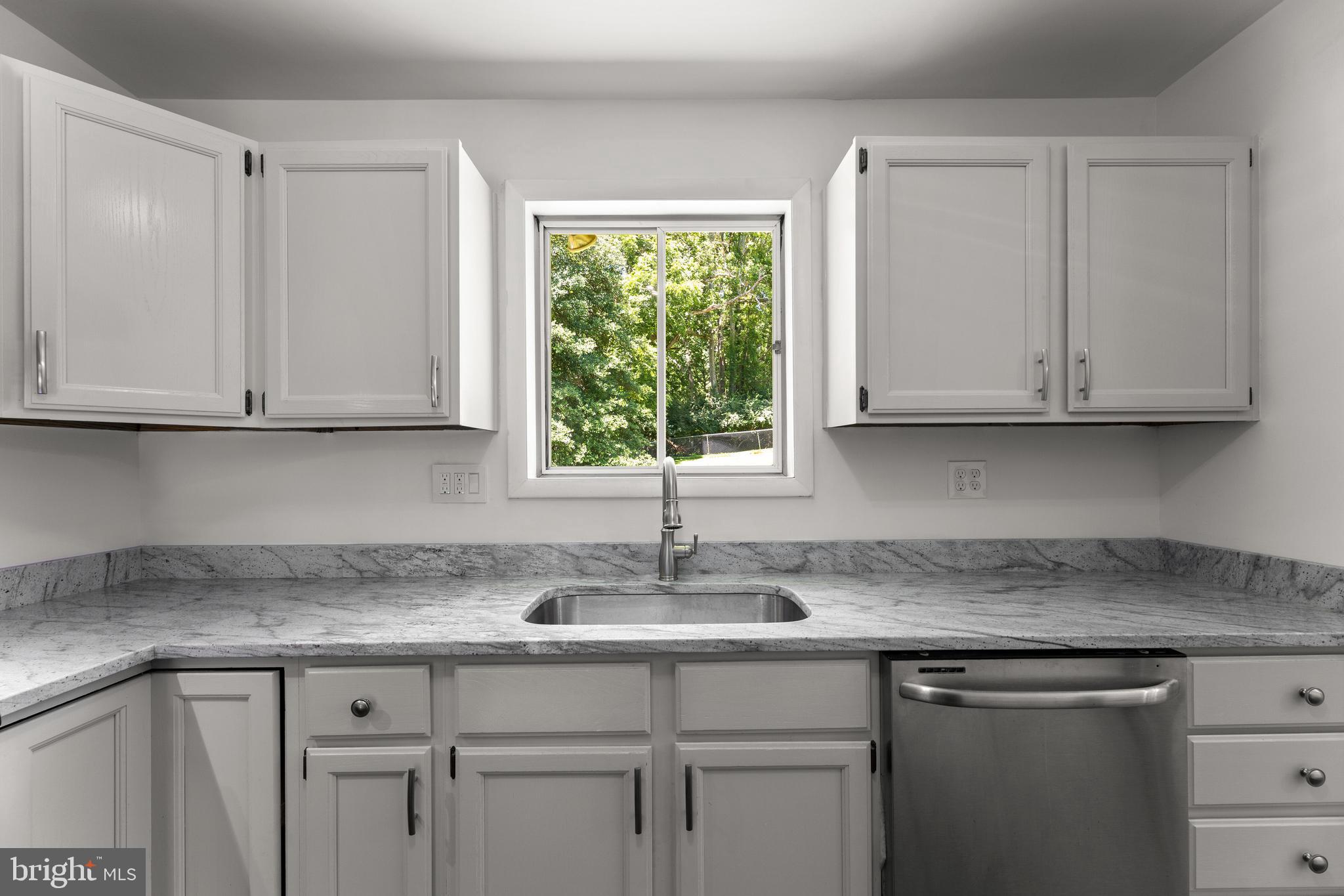 4303 Havard Street Silver Spring, MD 20906 - Photo 11 of 31 Kitchen