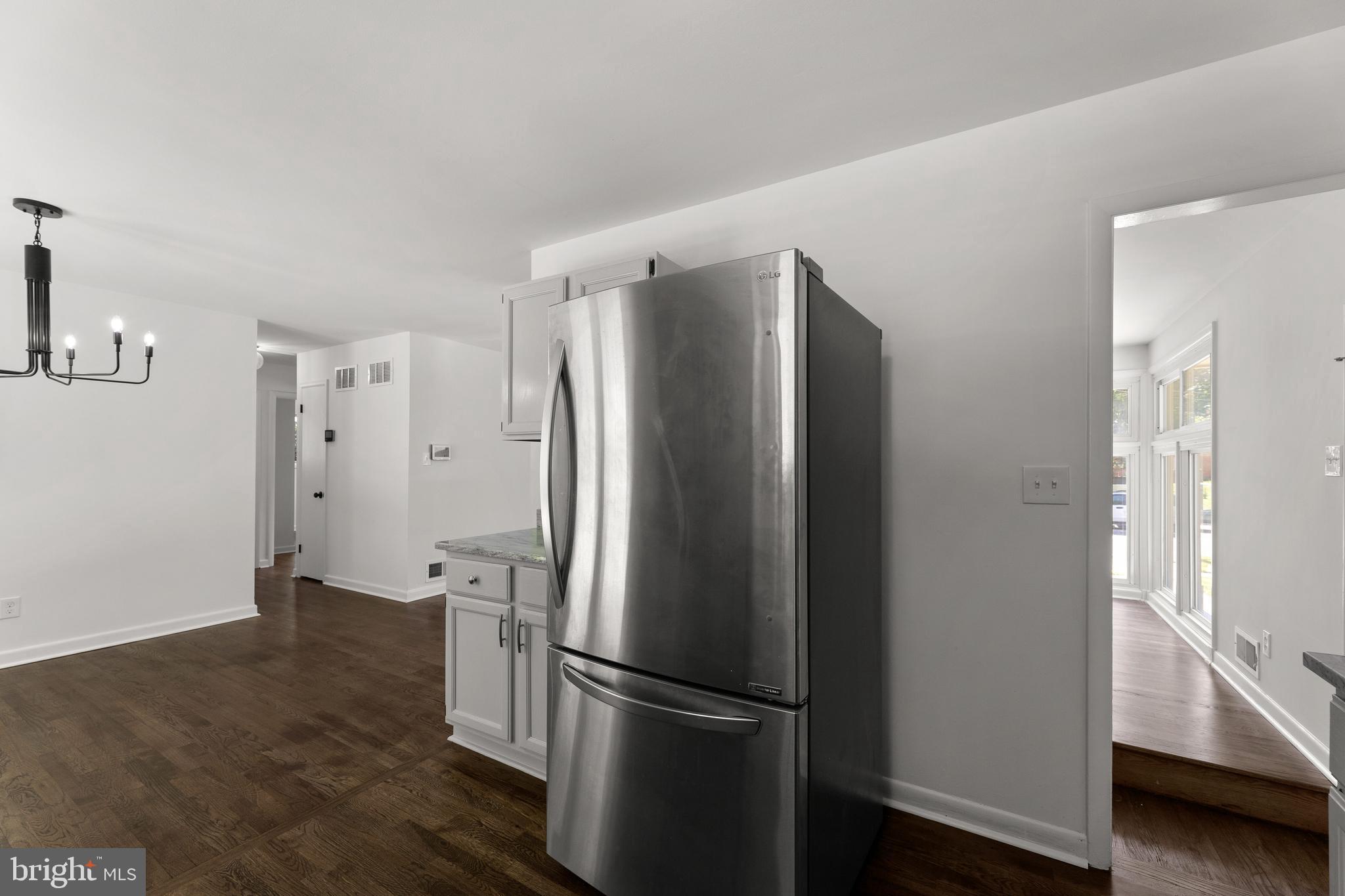 4303 Havard Street Silver Spring, MD 20906 - Photo 12 of 31 Kitchen