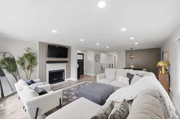$619,000 | 1795 South 200 West, Bountiful, UT 84010