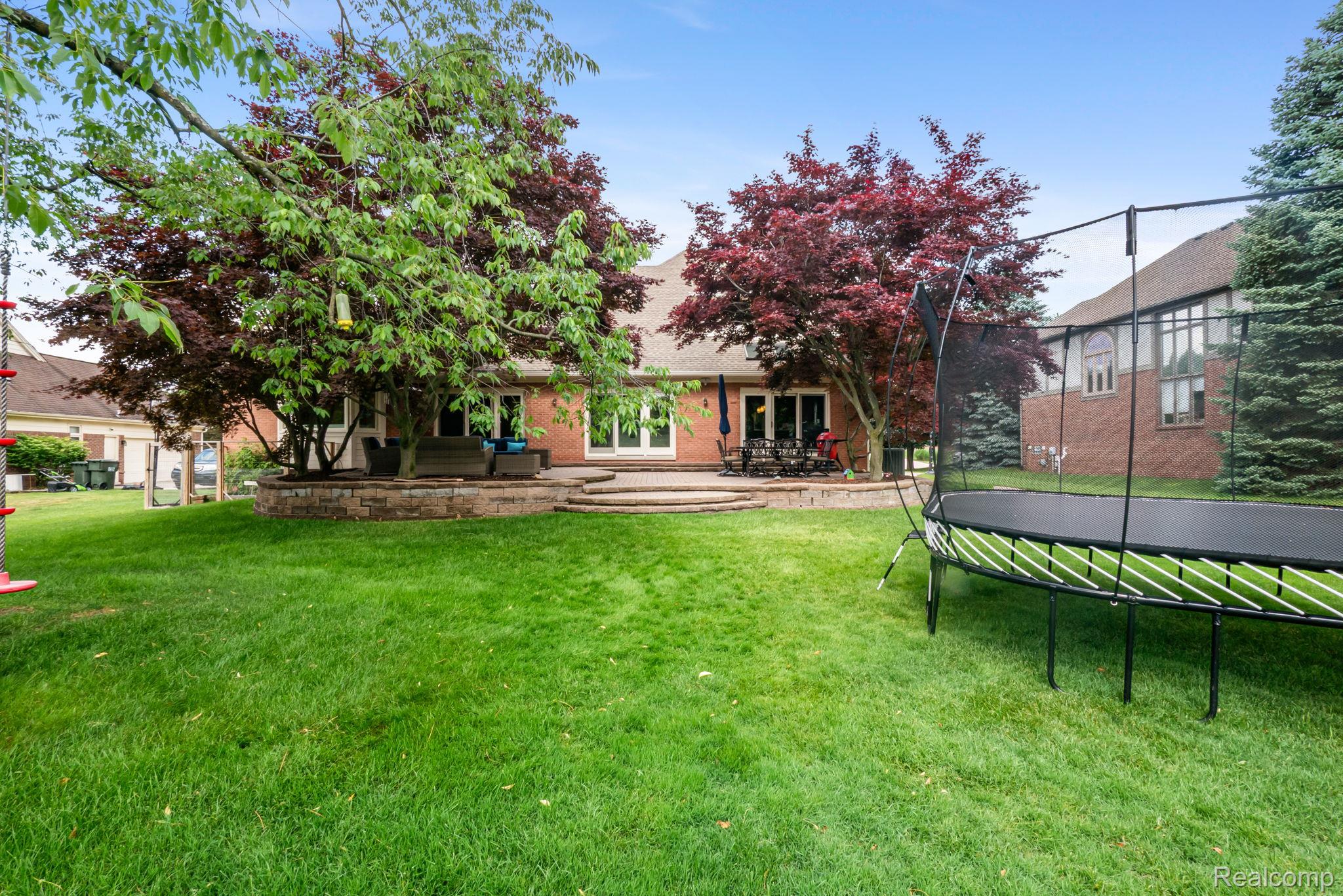 1902 Grayslake Drive Rochester, MI 48306 - Photo 68 of 76 72-web-or-mls-P2710228.jpg