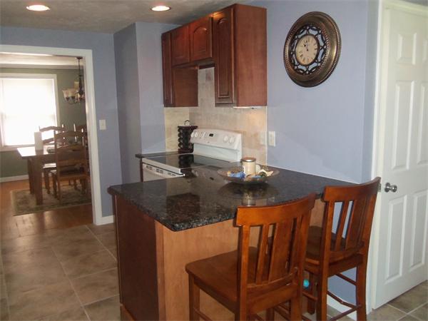88 8 Lots Road Sutton, MA 01590 - Photo 5 of 18 Gallery Image 5