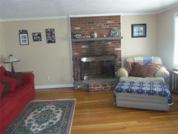 88 8 Lots Road Sutton, MA 01590 - Photo 7 of 18 Gallery Image 7