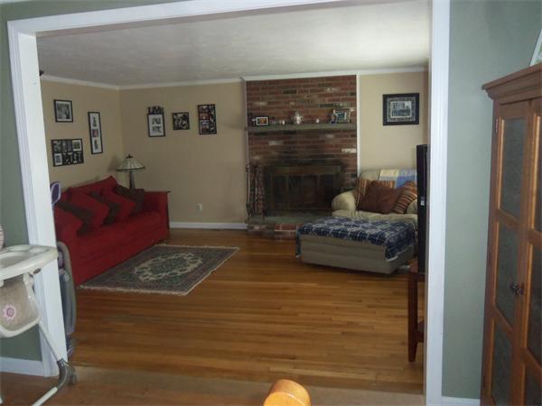 88 8 Lots Road Sutton, MA 01590 - Photo 8 of 18 Gallery Image 8