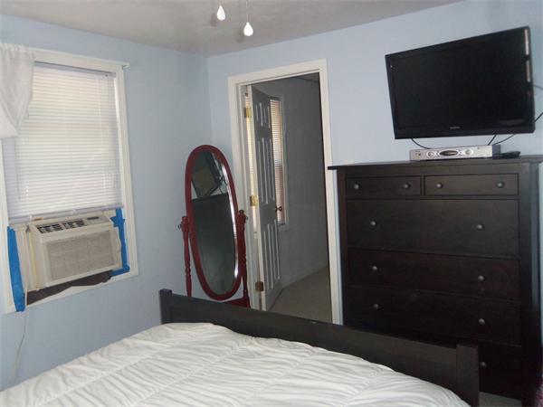88 8 Lots Road Sutton, MA 01590 - Photo 10 of 18 Gallery Image 10