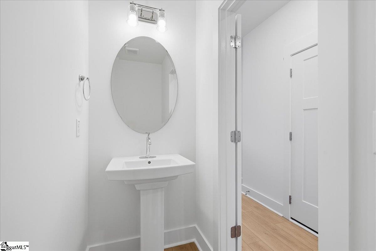 28 Shoemaker Road Greenville, SC 29617 - Photo 16 of 32
