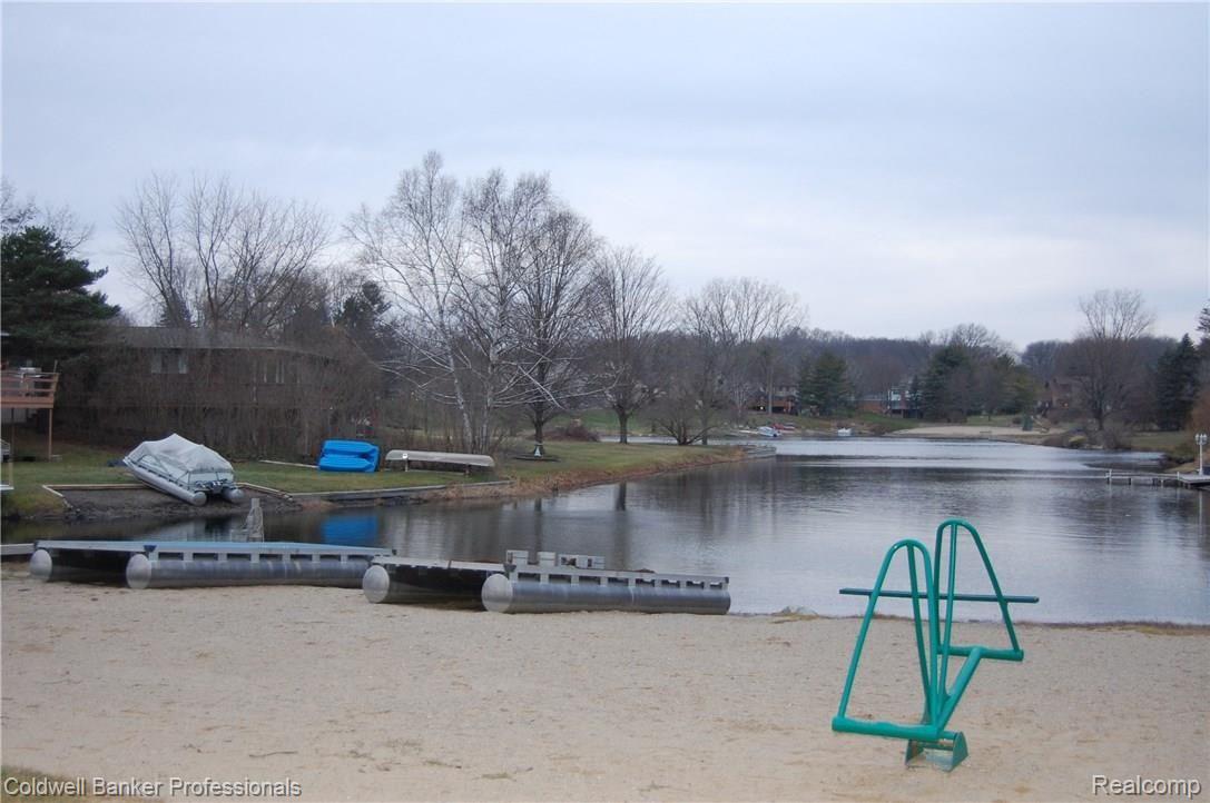 5417 Greenfield Road Brighton, MI 48114 - Photo 43 of 45 DSC_0048.JPG