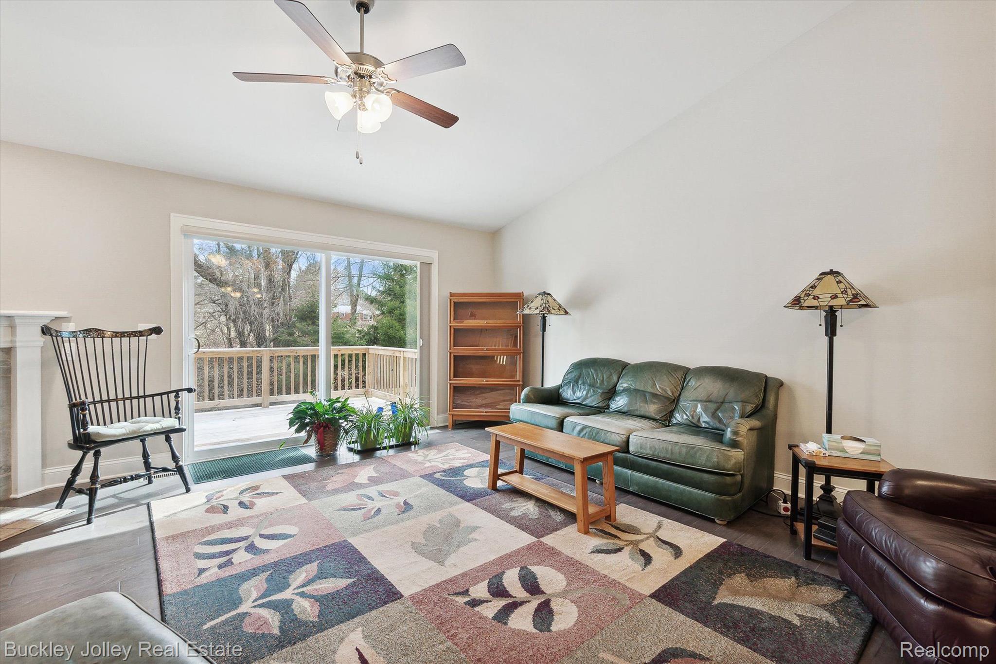 1990 Genoa Circle, Unit 3 Howell, MI 48843 - Photo 12 of 30 Slider to the Deck