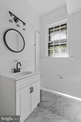 $420,000 | 2707 Adams Mill Road Northwest, Unit 205, Washington, DC 20009