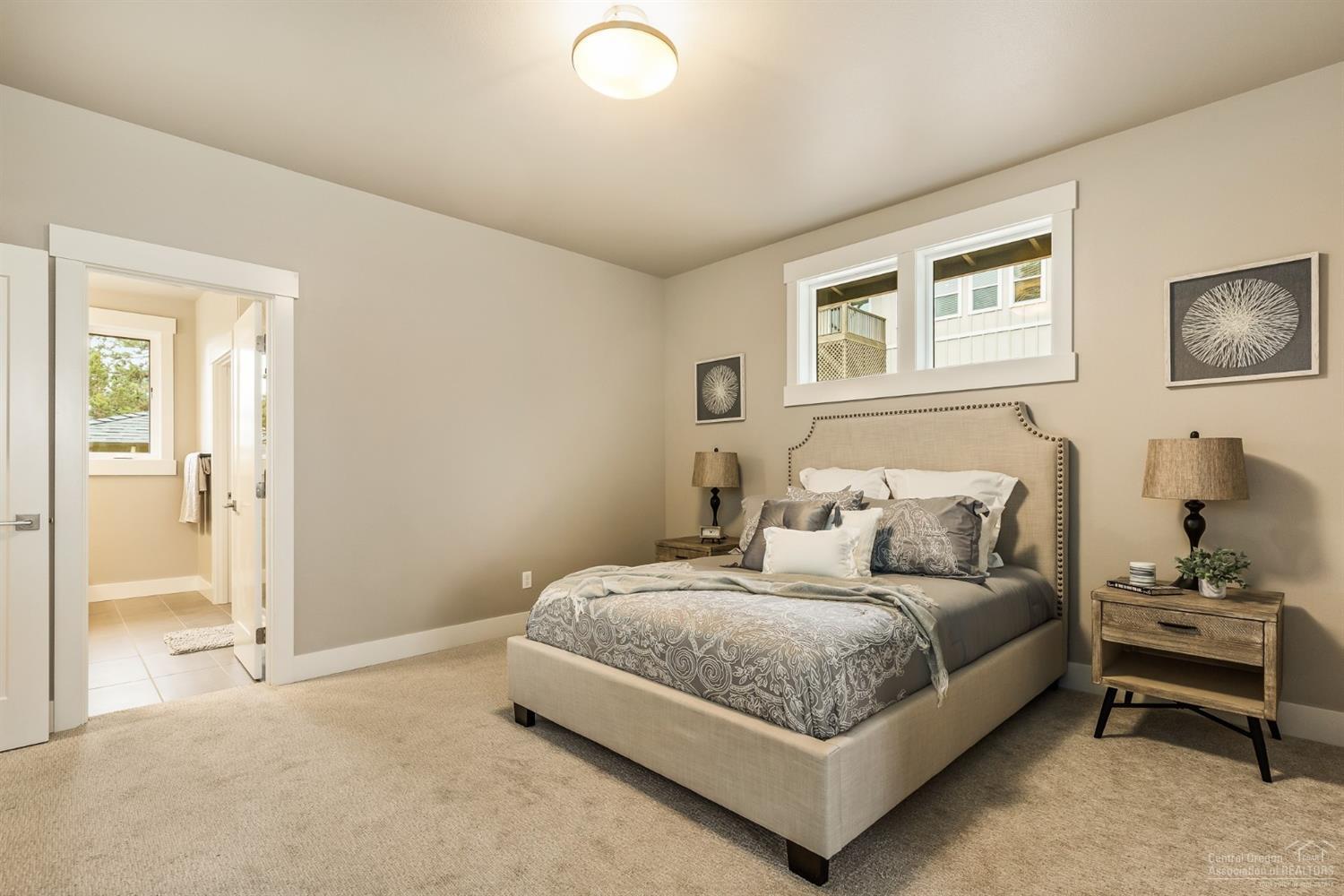2341 Northwest Awbrey Road Bend, OR 97703 - Photo 10 of 20 Gallery Image 10