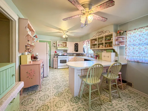 $212,000 | 83 Houston Road, Tulia, TX 79088