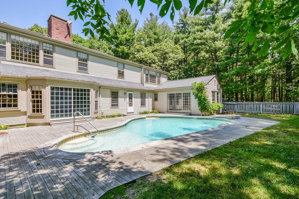 1 Concord Road Weston, MA 02493 - Photo 6 of 22 Gallery Image 6