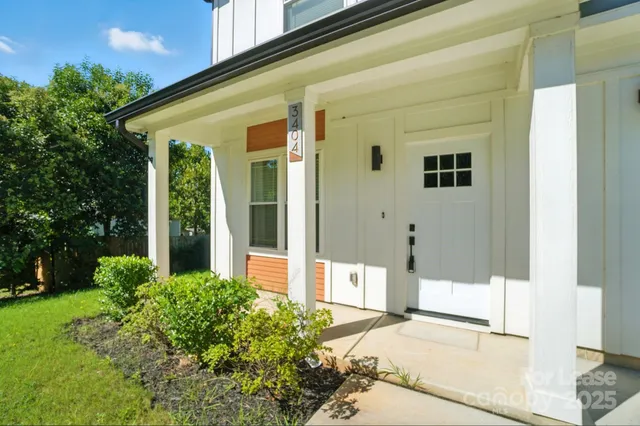$2,400 | 3404 Reid Avenue, Charlotte, NC 28208