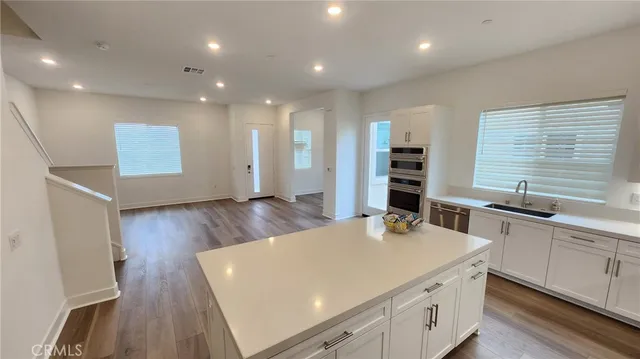 $4,900 | 27444 Shining Willow Lane, Valencia, CA 91381