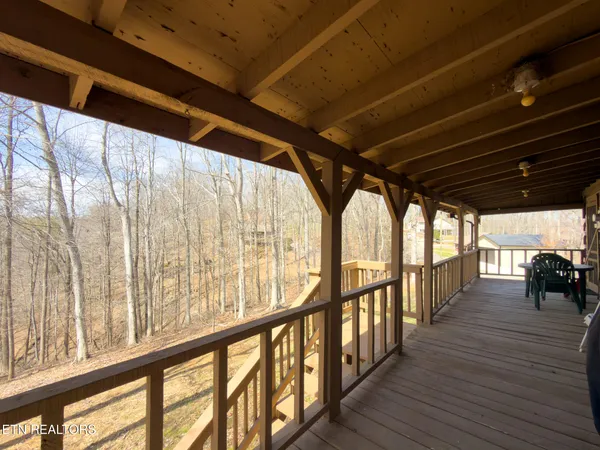 $219,000 | 100 Sioux Lane, Byrdstown, TN 38549