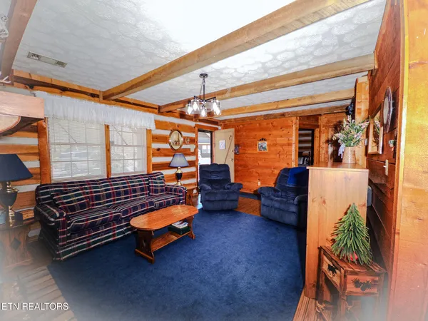 $219,000 | 100 Sioux Lane, Byrdstown, TN 38549