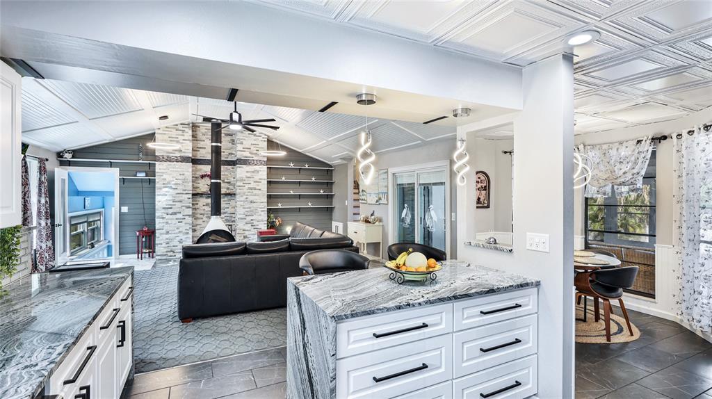 5671 Osprey Road Venice, FL 34293 - Photo 9 of 57 Gallery Image 9