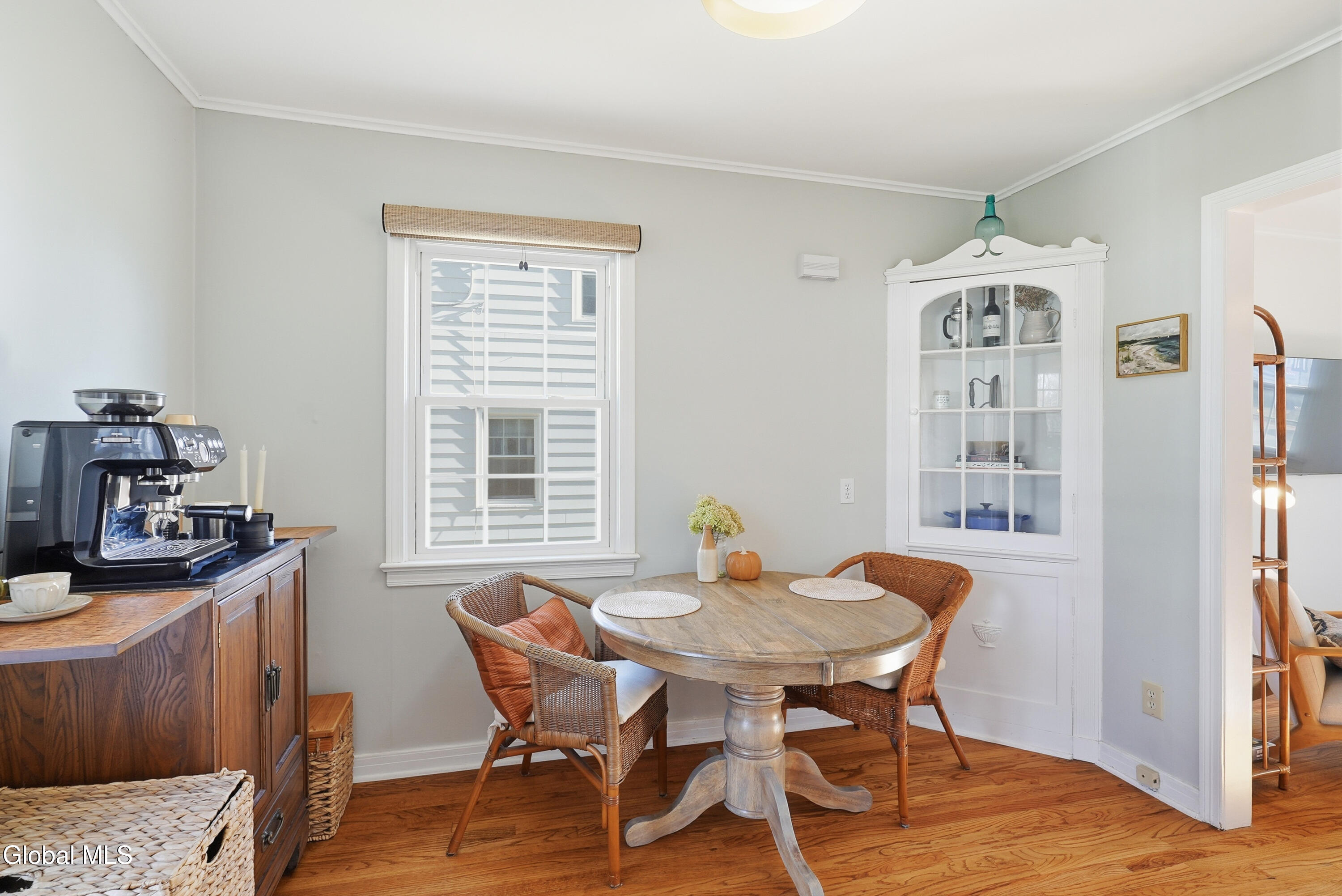 2049 Hoover Road Niskayuna, NY 12309 - Photo 11 of 34 12