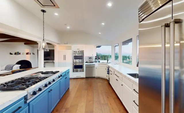 $5,990,000 | 32524 Seacliff Drive, Rancho Palos Verdes, CA 90275