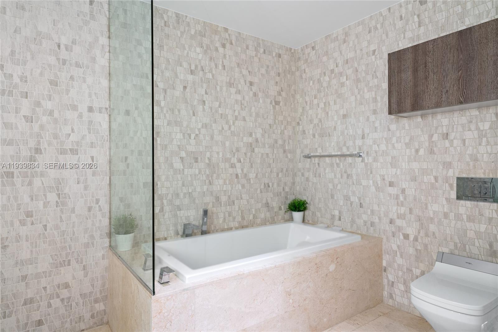 88 Southwest 7th Street, Unit 3403 Miami, FL 33130 - Photo 12 of 37 Photo 12